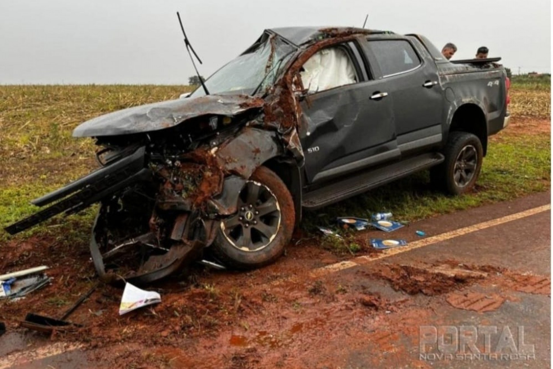 Condutor de Marechal Rondon capota S-10 na rodovia entre Palotina e Terra Roxa