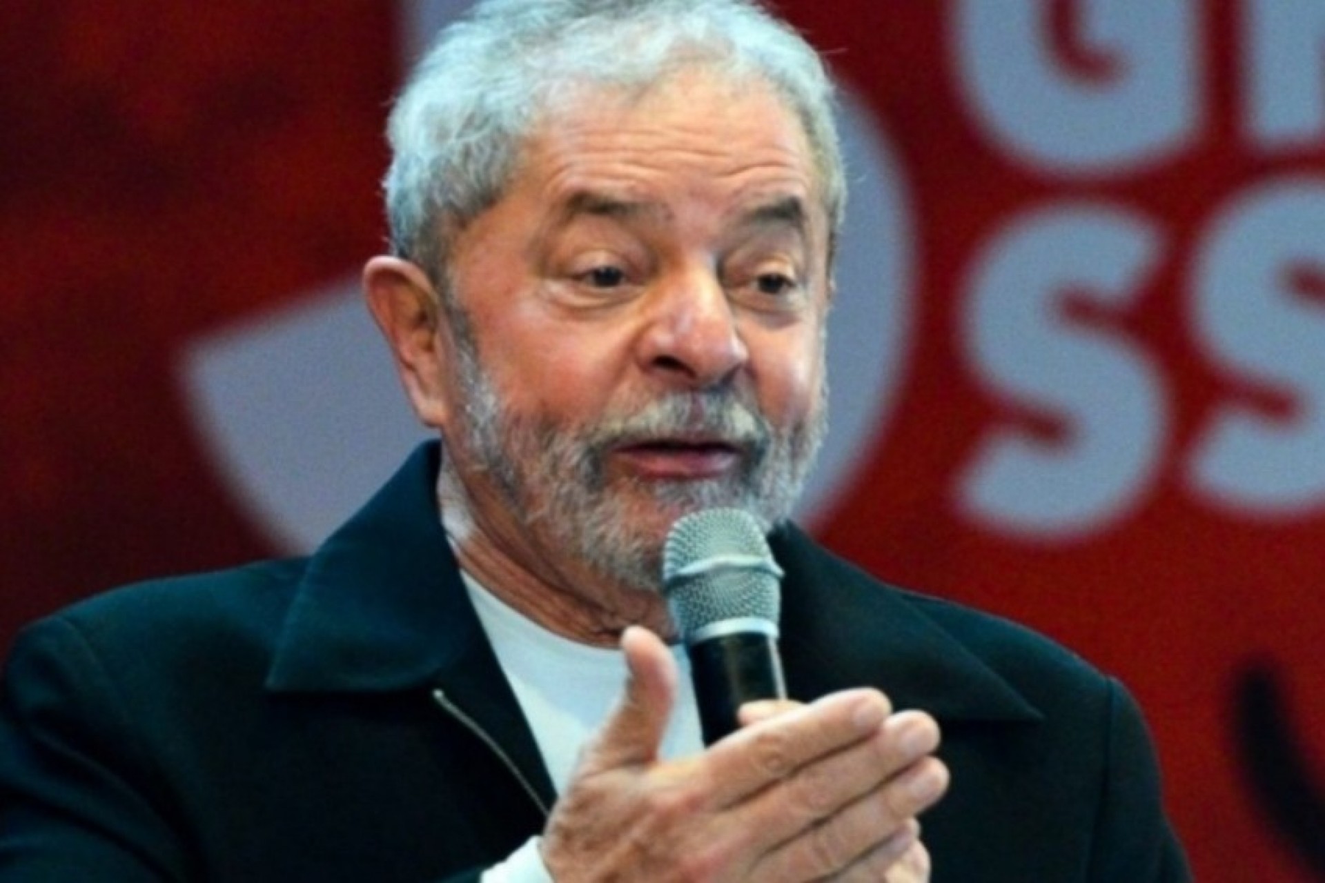 Ex-presidente Lula lamenta assassinato de Guarda Municipal de Foz