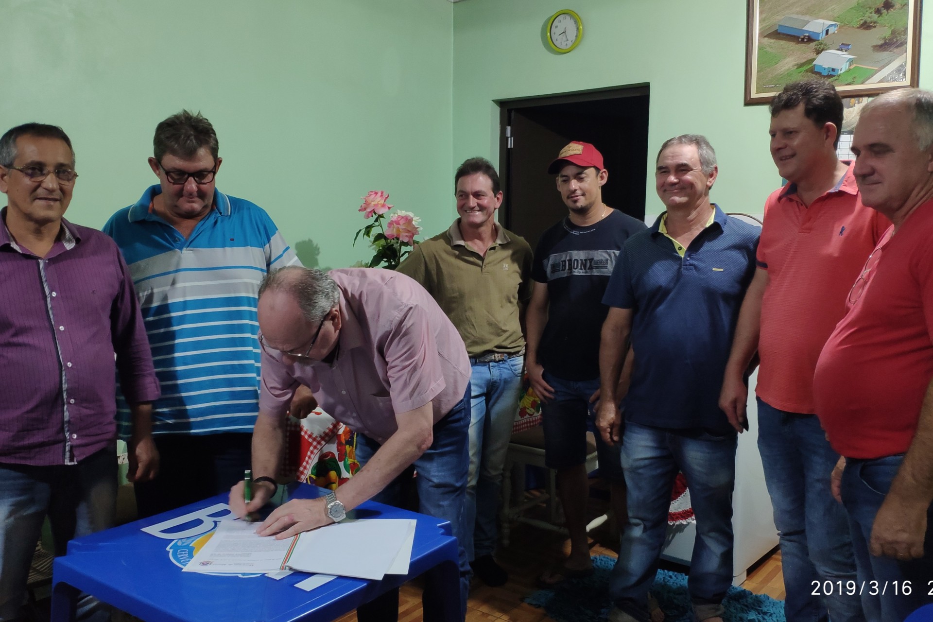 Grupo de Agricultores de Dom Armando recebe equipamento em concessão de uso