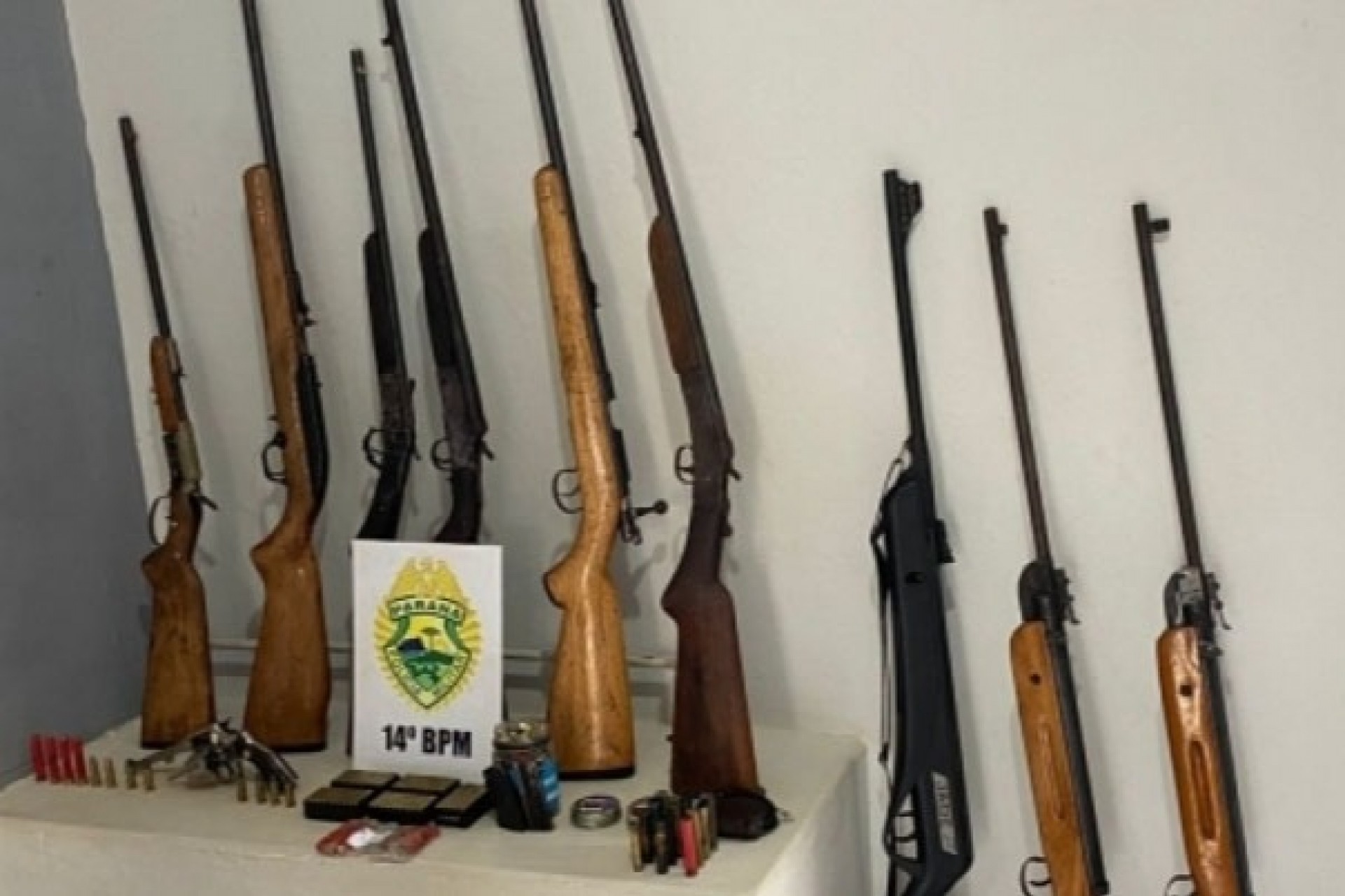 PM apreende várias armas em propriedade rural de São Miguel do Iguaçu