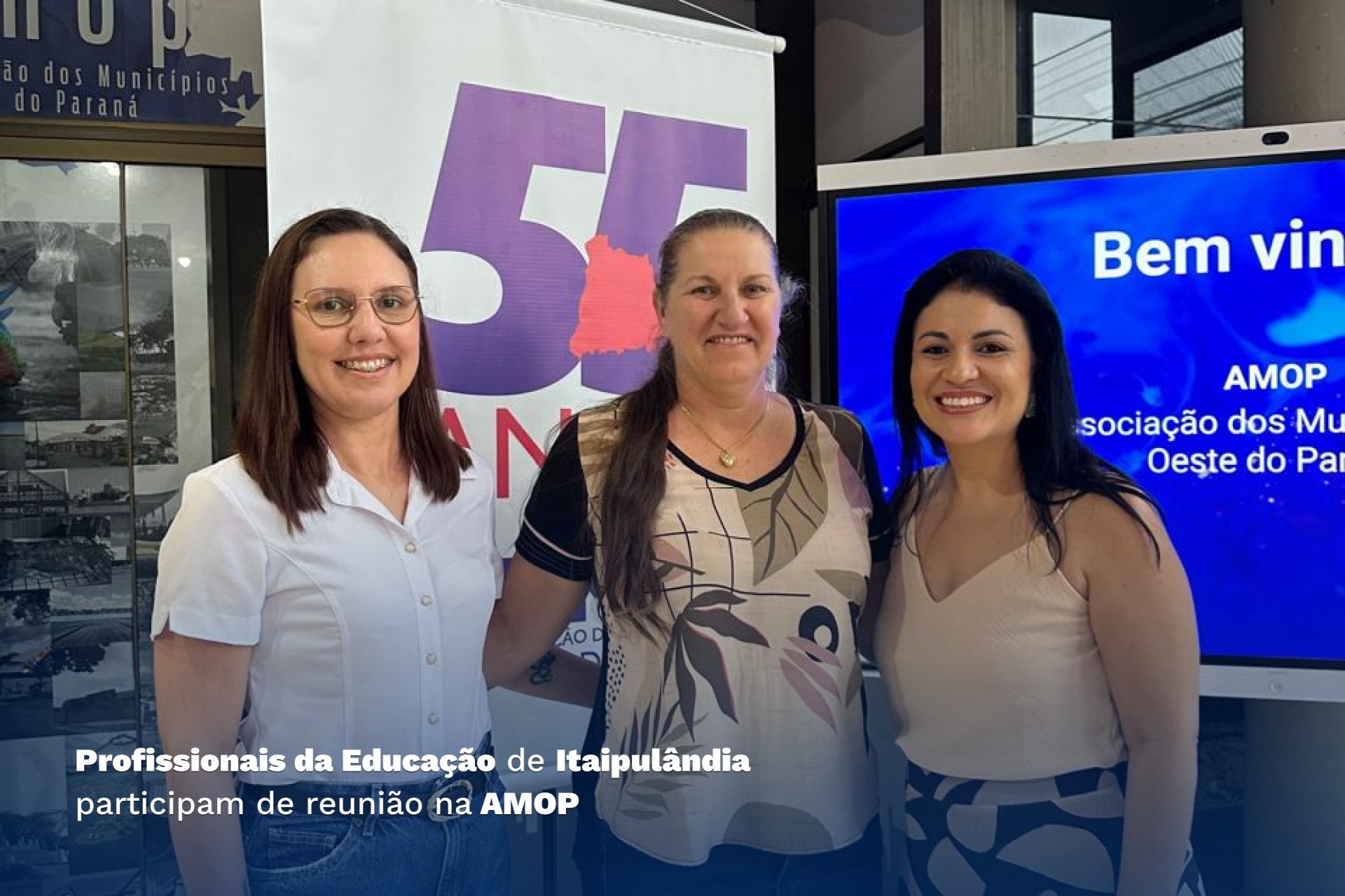 Profissionais da Educação de Itaipulândia participam de reunião na AMOP