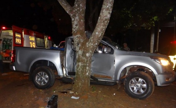 Grave acidente deixa duas pessoas feridas no balneário de Santa Helena