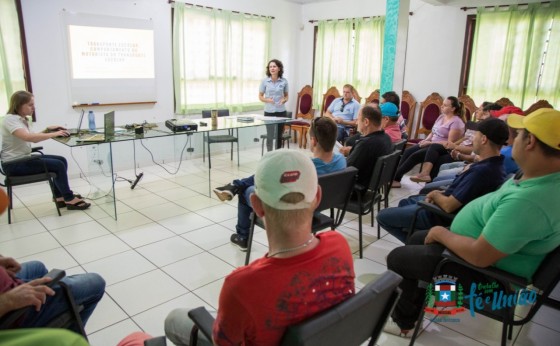 Motoristas do Transporte Escolar de Missal Participam de Formação