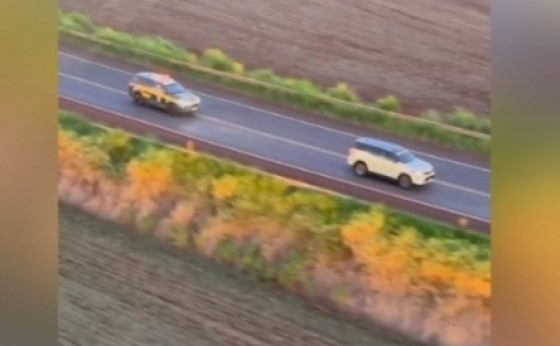 Perseguição no oeste do Paraná: imagens áreas mostram abordagem a carro furtado